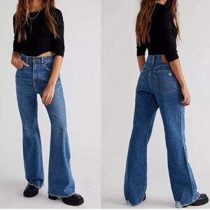 Levi's Premium 70'S High Rise Flare Women’s Jeans Size 27 X 30